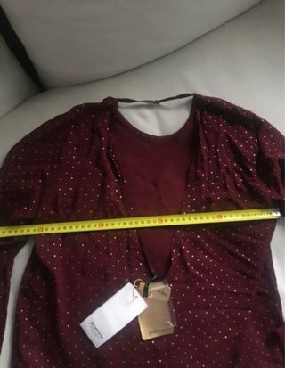 Camisa de mujer con lunares dorados