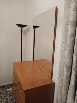 Cómoda de madera 4 cajones 1m x 90 x 43 cm