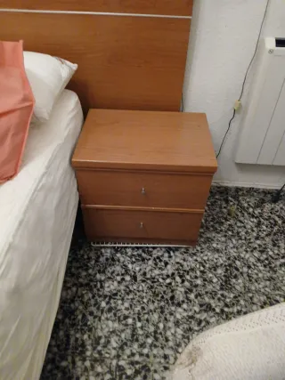 Cómoda de madera 4 cajones 1m x 90 x 43 cm