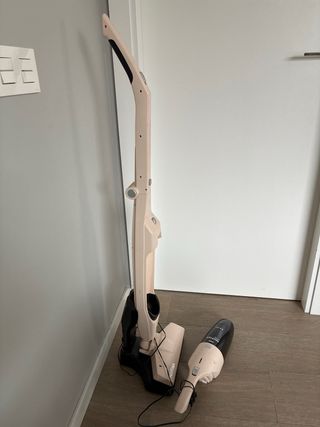 Aspiradora Nilfisk Handy 2 en 1 excelente estado