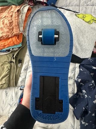 Zapatillas con ruedas  Talla 38-39