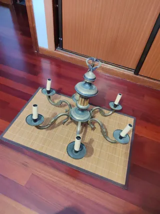 Lámpara de araña antigua