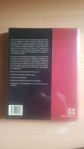 Introduccion a  Estadistica para Ciencias Sociales