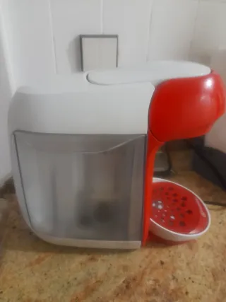 Cafetera Bosch Tassimo Roja