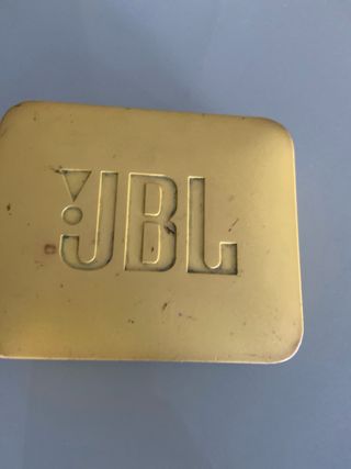 Altavoz JBL Amarillo