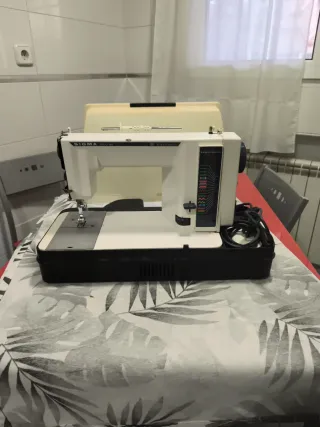 Máquina de coser Sigma 2000 NS