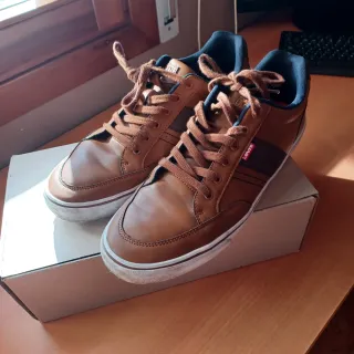 Zapatos Levi's Marrones Talla 46