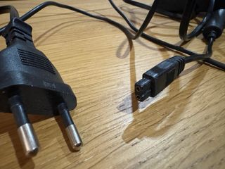 Cargador Trust para portátil