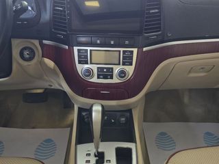 HYUNDAI Santa Fe 2.2 CRDi VGT Style