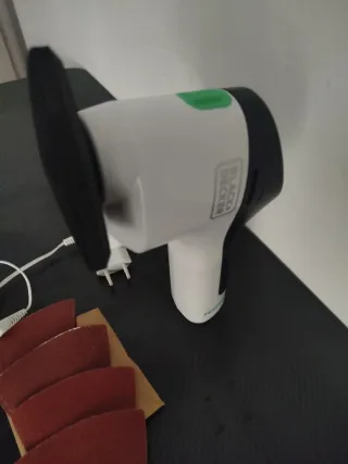 Lijadora Black+Decker Reviva Inalámbrica