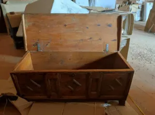 Diferentes muebles, preguntar