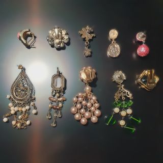 Lote 10 pendientes sin pareja