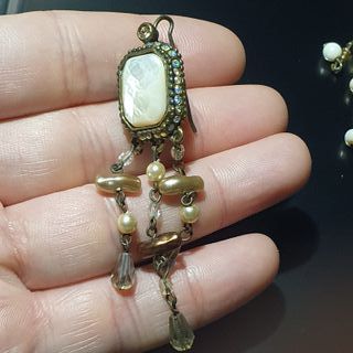 Lote 10 pendientes sin pareja