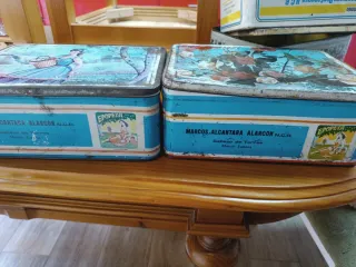 Cajas de pimentón Marcos Alcantara