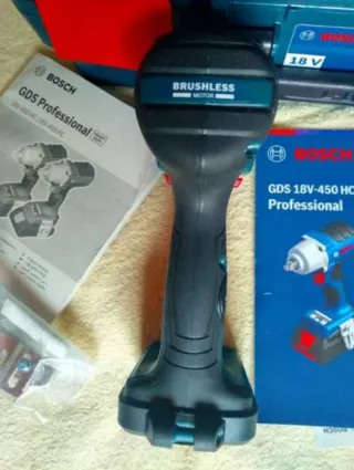 NUEVA Llave de Impacto Bosch GDS 18V-450 PC 450 Nm