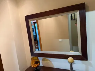 Mueble de entrada con espejo