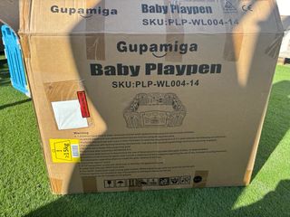 Parque infantil de plástico multicolor