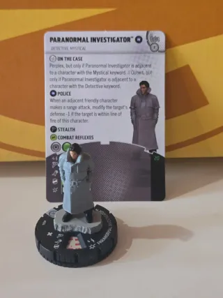 Heroclix Paranormal Investigator #004