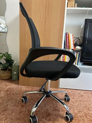 Escritorio plegable y silla de oficina