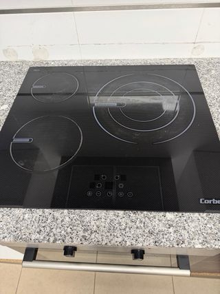 Conjunto electrodomésticos cocina: horno y campana