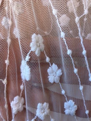 Blusa de encaje d.d. a.m. Talla S/M