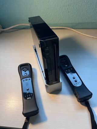 Consola Wii Negra + Mandos