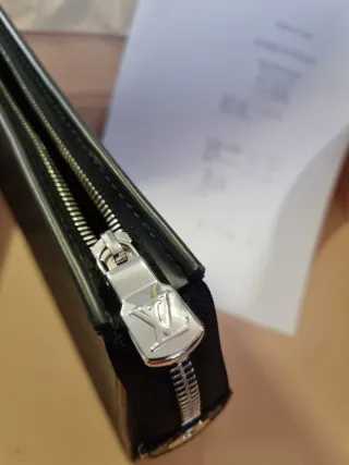 Pochette Voyage Mm Louis Vuitton nero unisex