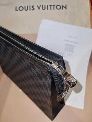 Pochette Voyage Mm Louis Vuitton nero unisex