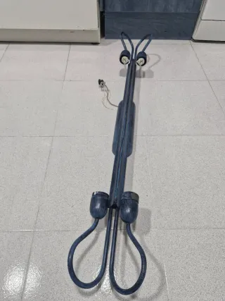 Lámpara de barras azul para cocina