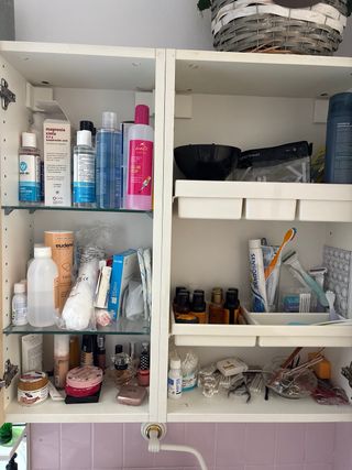 Armario de baño madera y plástico