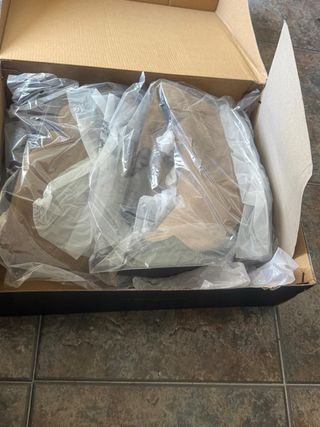 Botas de mujer beige y marrón