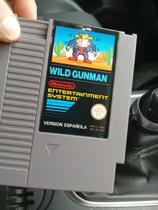 Nintendo  Pistola Zapper + 3 juegos