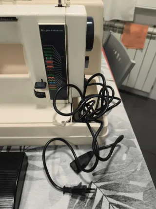 Máquina de coser Sigma 2000 NS