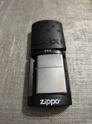 Mechero Zippo Bradford B 04 Gris