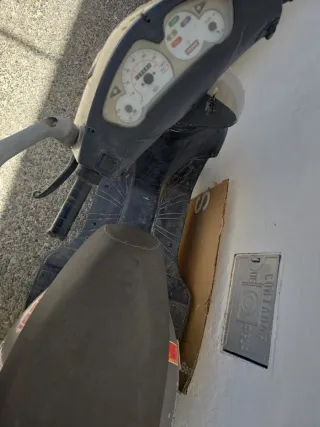 Despiece Derbi Boulevard 125 Gris