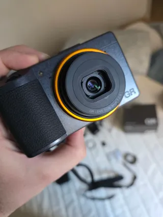 Ricoh GR III Street Edition - Cámara Digital