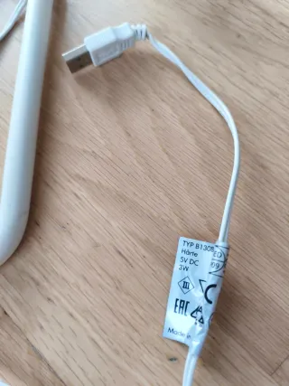 Lámpara LED Escritorio Plata y Blanca