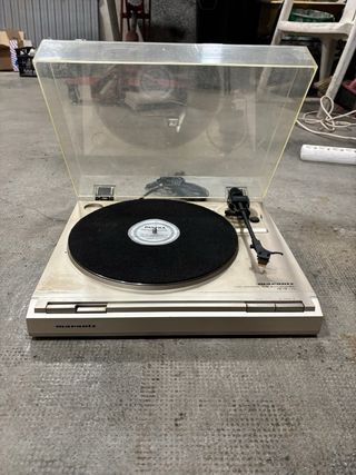 Tocadiscos Marantz TT 130