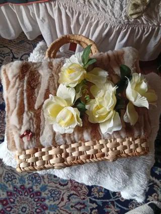 Borsa paglia decorata fiori e peluche