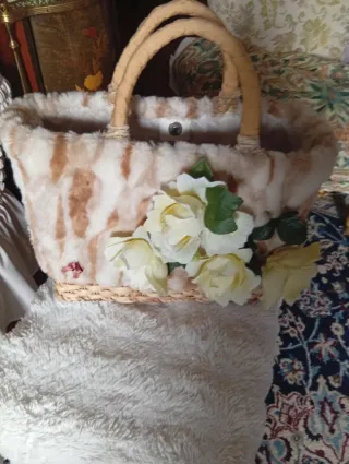 Borsa paglia decorata fiori e peluche