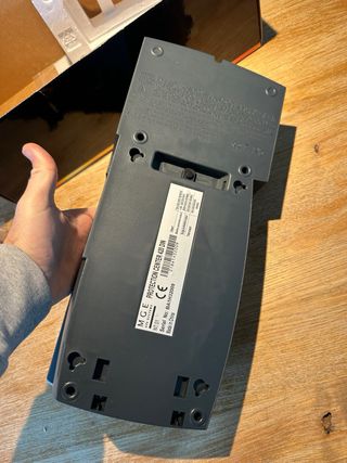 MGE Protection Center 420 SAI