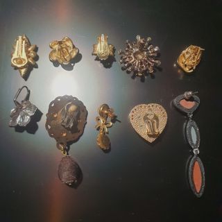 Lote 10 pendientes sin pareja