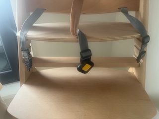 Trona de madera para bebé