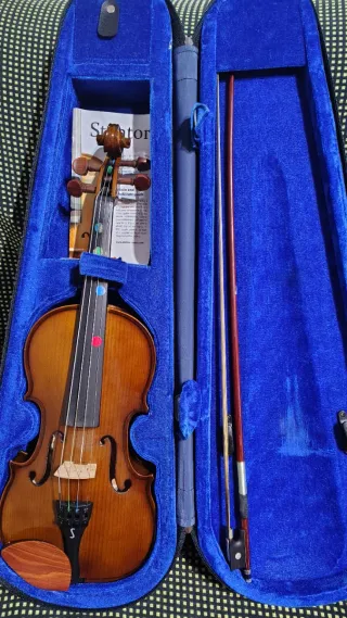 Violín Stentor 1/2 con funda y arco