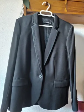Chaqueta Mango Negra Talla 42 con Raso