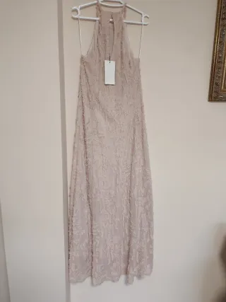 Vestido Zara halter rosa midi desflecado