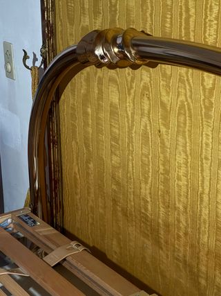 Cama vintage metal dorado con somier
