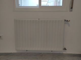 11 Radiadores de calefacción central y caldera