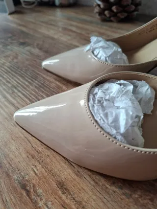 Zapatos de Tacón Bajo Nude - Ideales Eventos
