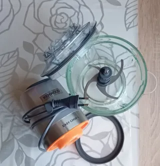 Elettrodomestico da cucina trasparente